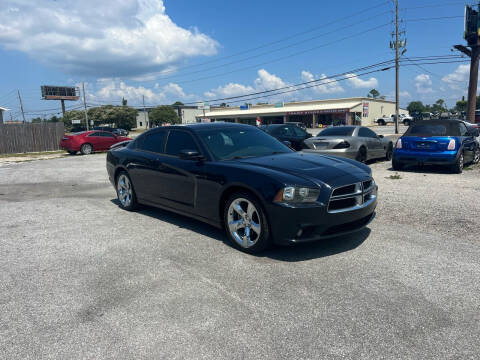 2012 Dodge Charger for sale at Lucky Motors in Panama City FL