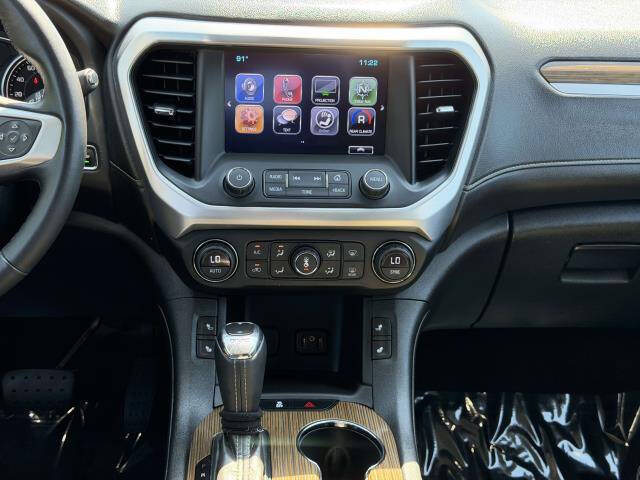 2017 GMC Acadia SLE-2