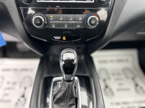 2019 Nissan Rogue Sport S