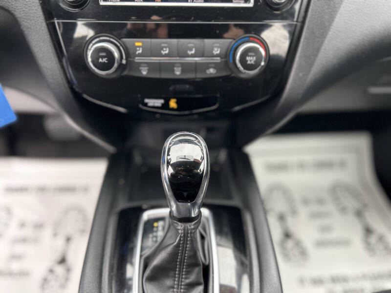 2019 Nissan Rogue Sport S