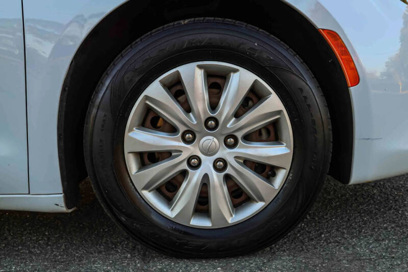 2019 Chrysler Pacifica L