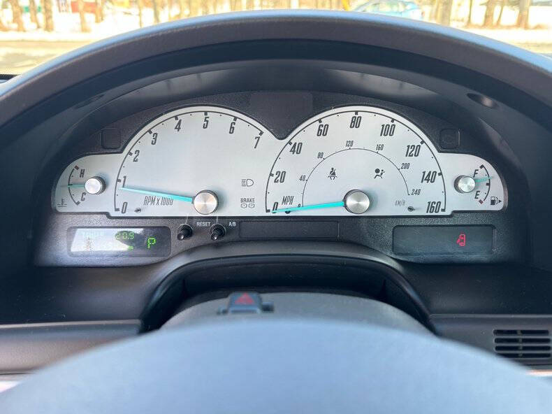 2002 Ford Thunderbird Deluxe