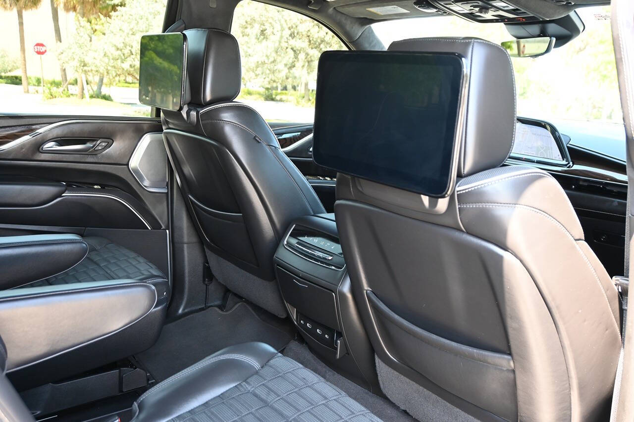 2022 Cadillac Escalade 46