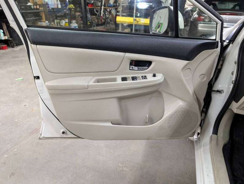 2014 Subaru Impreza 2.0i Limited
