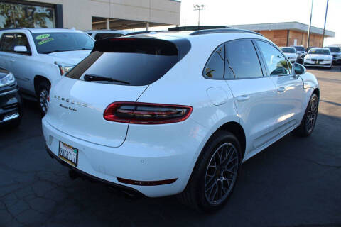 2017 Porsche Macan