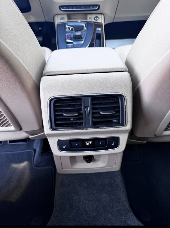 2018 Audi Q5 2.0T quattro Premium Plus