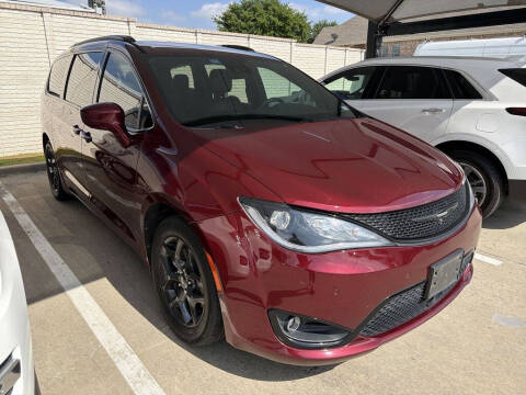 2018 Chrysler Pacifica Touring L Plus