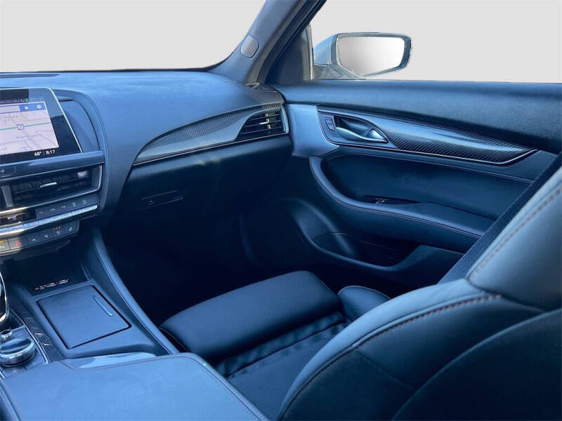 2024 Cadillac CT5 Sport