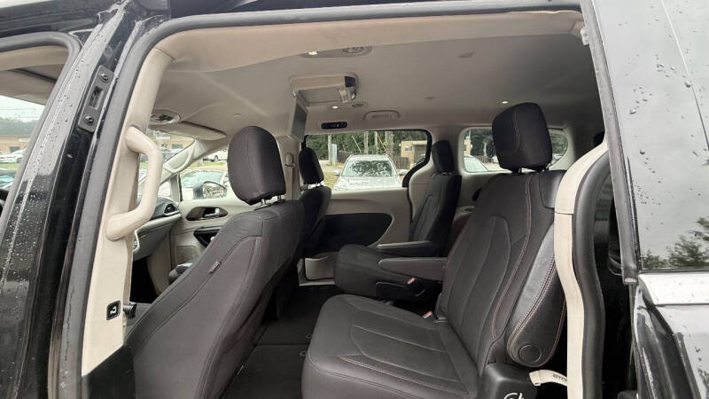 2017 Chrysler Pacifica Touring
