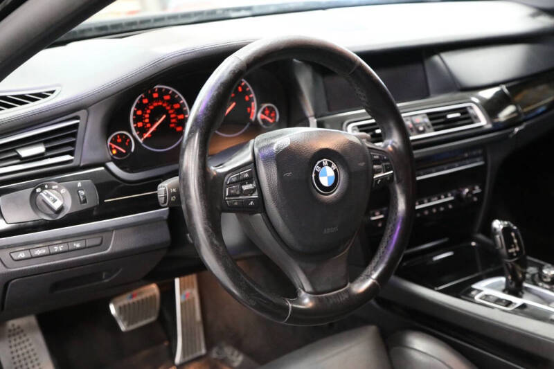 2011 BMW 7 Series 750Li