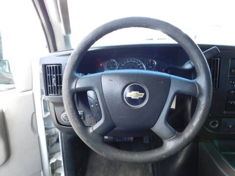 2017 Chevrolet Express LT 3500