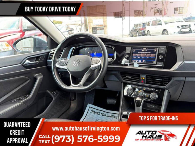 2024 Volkswagen Jetta SE