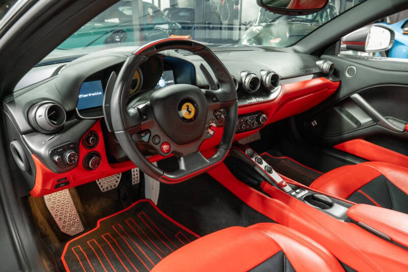 2014 Ferrari F12berlinetta