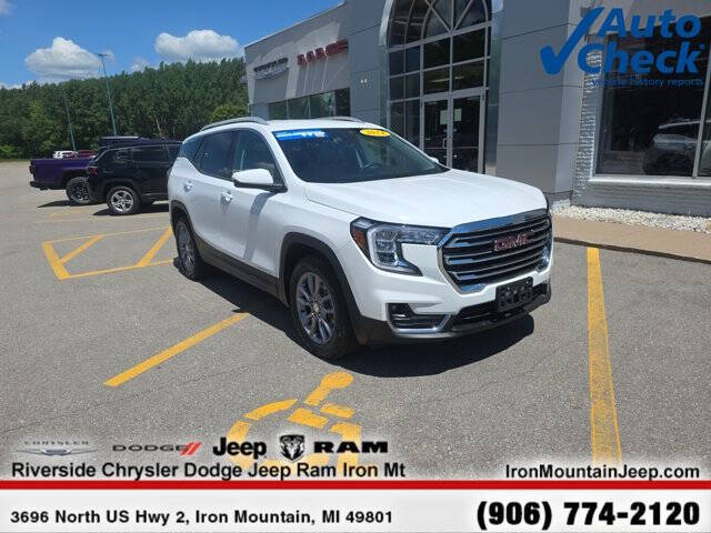 2024 GMC Terrain SLT
