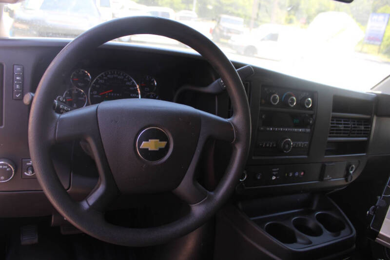 2021 Chevrolet Express 2500