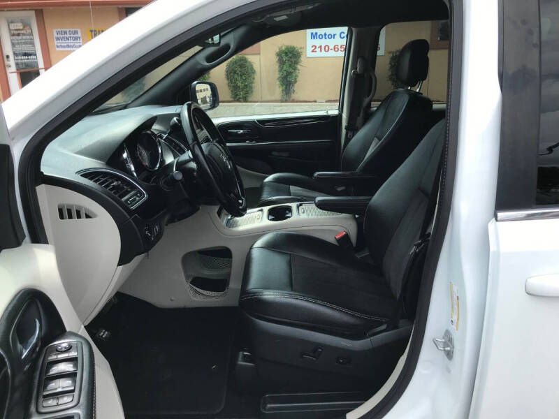 2020 Dodge Grand Caravan SXT