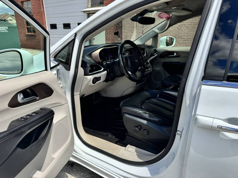 2018 Chrysler Pacifica Touring L