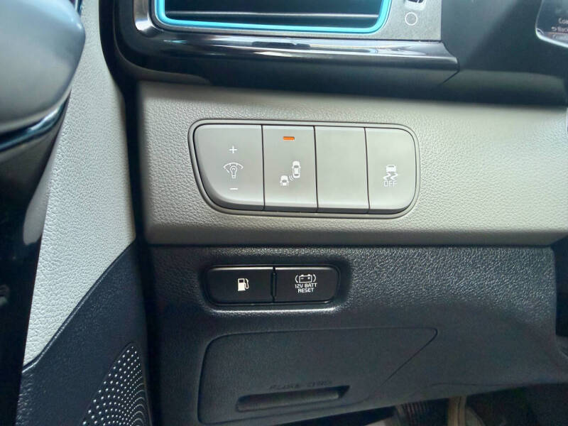 2017 Kia Niro Touring