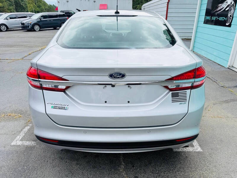 2017 Ford Fusion Energi SE Luxury