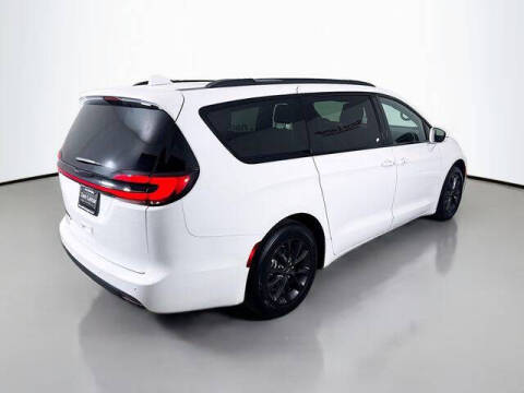 2021 Chrysler Pacifica Touring