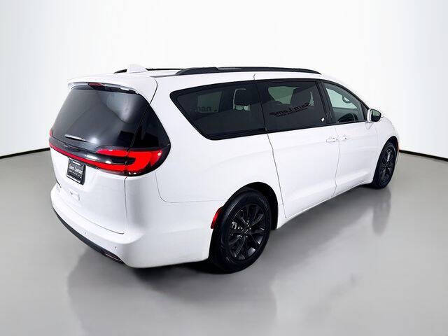 2021 Chrysler Pacifica Touring
