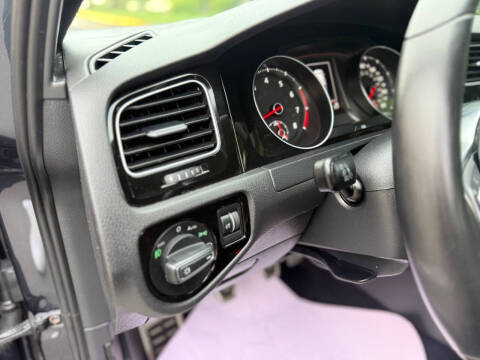 2018 Volkswagen Golf GTI S