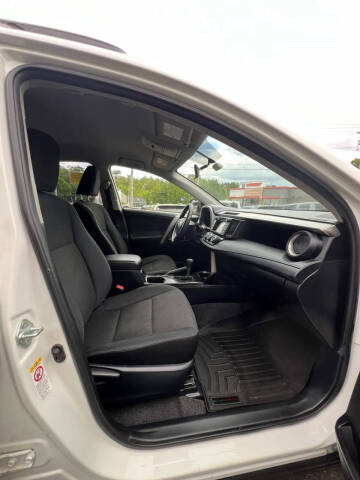 2016 Toyota RAV4 LE