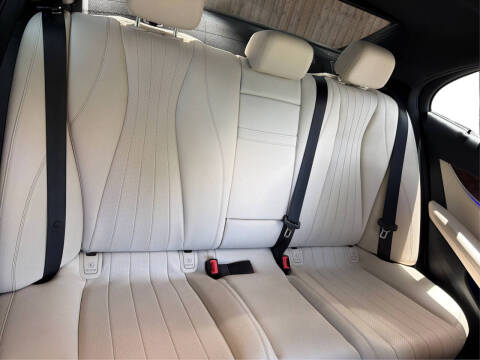 2017 Mercedes-Benz E-Class E 300 4MATIC
