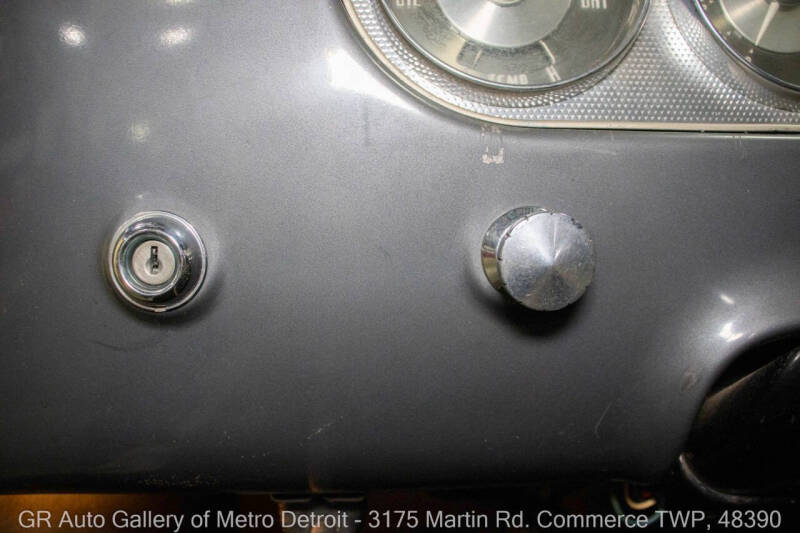 1951 Packard 200 Deluxe