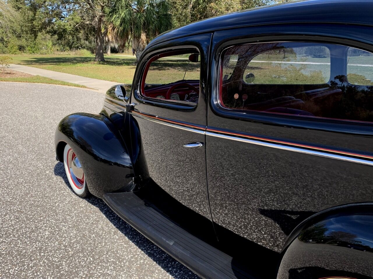 1939 Ford Deluxe 29
