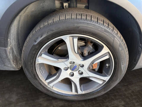 2012 Volvo XC70