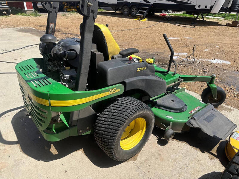 2005 John Deere 797