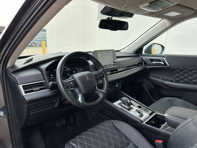 2024 Mitsubishi Outlander SEL