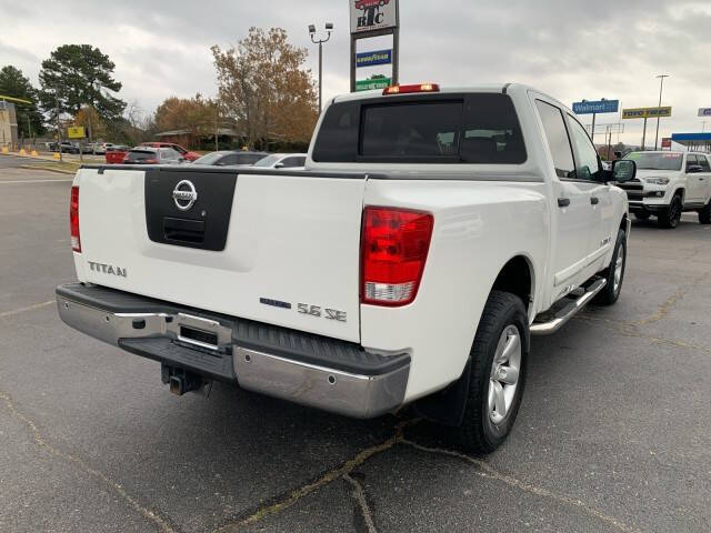 2010 Nissan Titan SE