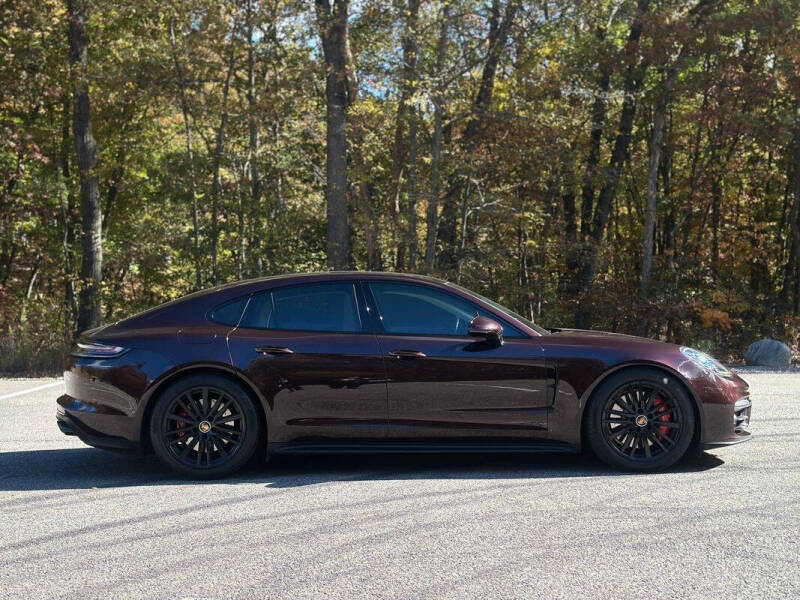 2023 Porsche Panamera GTS