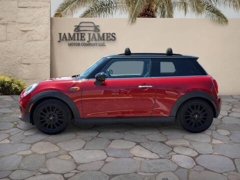 2017 MINI Hardtop 2 Door Cooper