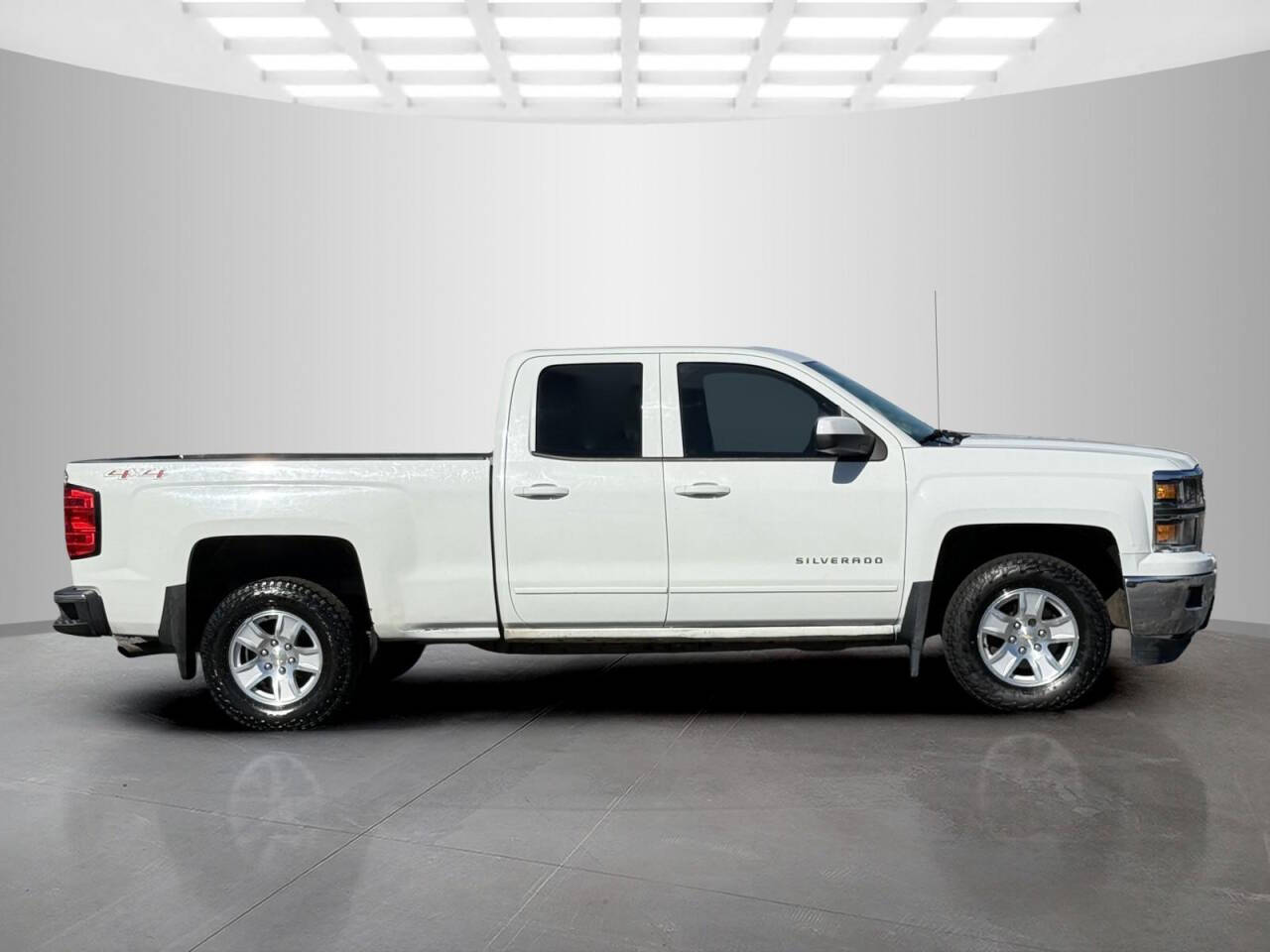 2015 Chevrolet Silverado 1500 for sale at Used Cars Toledo in Oregon, OH