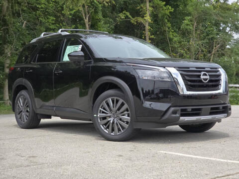 2025 Nissan Pathfinder for sale at Auto Center of Columbus in Columbus OH