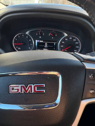 2017 GMC Acadia SLT-1