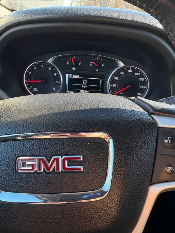 2017 GMC Acadia SLT-1