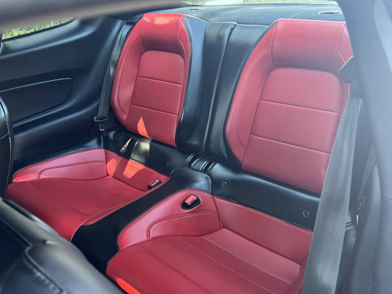 2020 Ford Mustang EcoBoost Premium