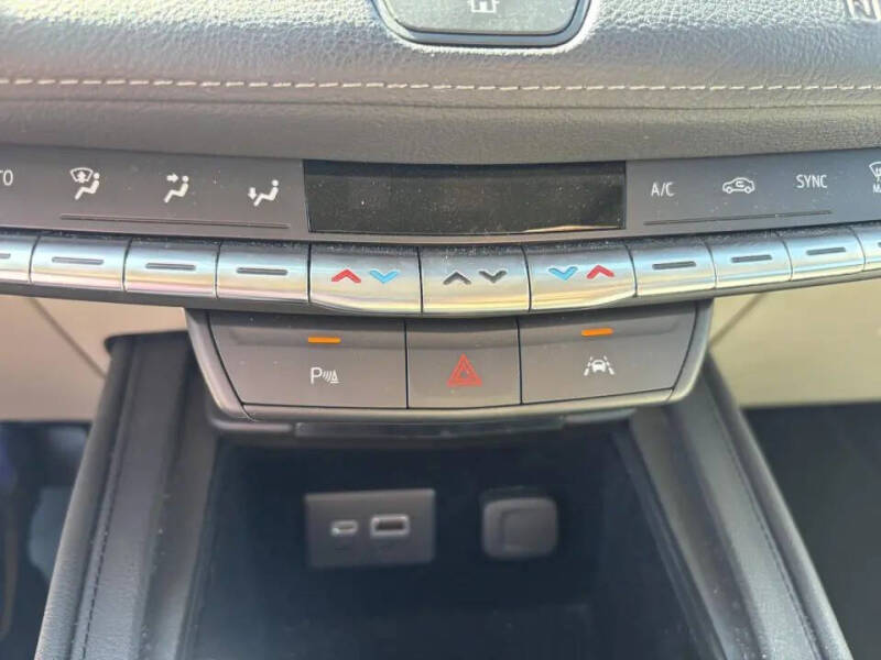2019 Cadillac XT4 Premium Luxury