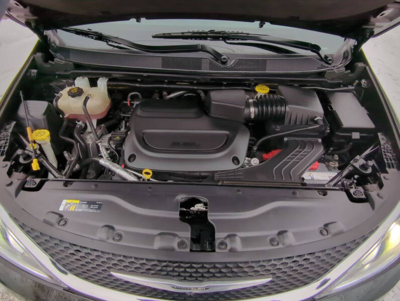 2020 Chrysler Pacifica Limited 35th Anniversary