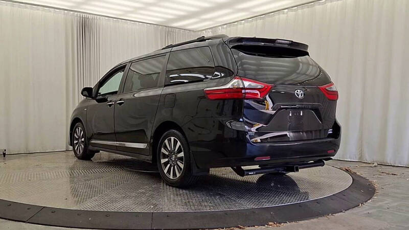 2020 Toyota Sienna