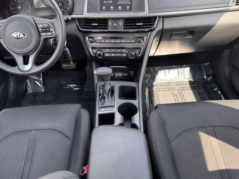2018 Kia Optima LX