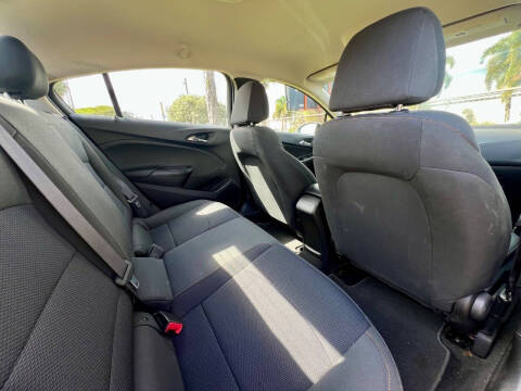 2017 Chevrolet Cruze LS Auto