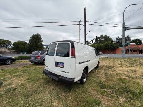 2001 Chevrolet Express G2500