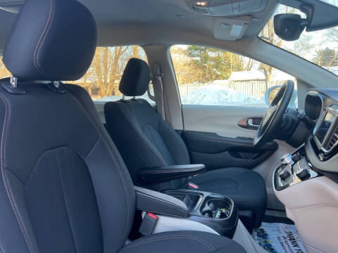 2019 Chrysler Pacifica Touring Plus