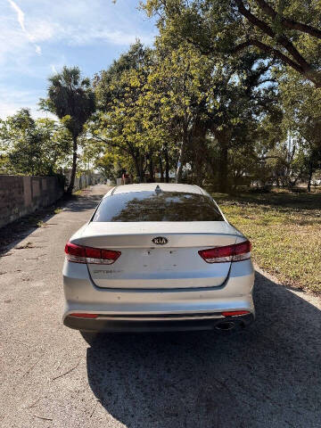 2018 Kia Optima LX