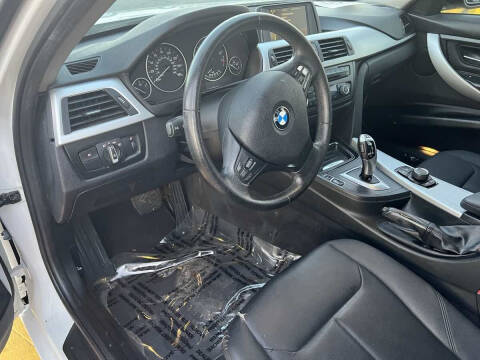 2013 BMW 3 Series 328i